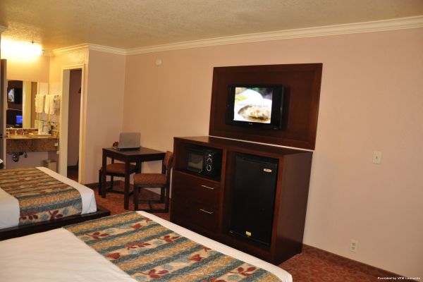COUNTRY INN SONORA (Jamestown)